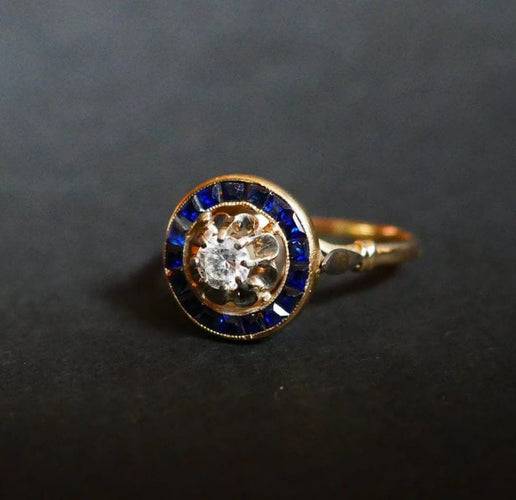 Bague 55.5 Bague entourage en or 18 carats, diamant et saphirs Verneuil 58 Facettes C49-02