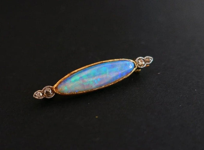Broche Broche opale et diamants en or 58 Facettes