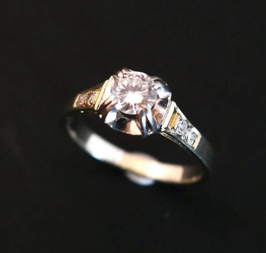 Bague 50 Art Déco - Bague solitaire en or blanc 18 carats et diamants 58 Facettes
