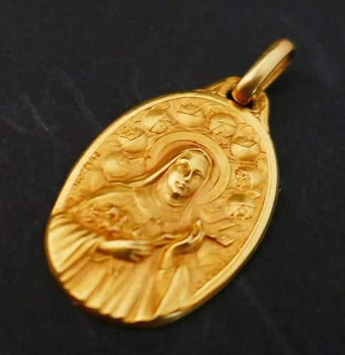 Pendentif Augis & Mazzoni - Médaille Art déco ovale en or jaune 18 carats 58 Facettes