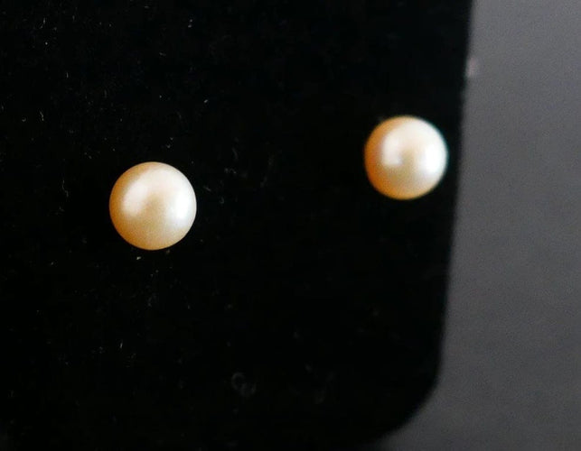 Boucles d'oreilles Boucles d’oreilles perles de culture en or jaune 18 carats 58 Facettes