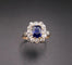 Bague 53 Bague ancienne saphir coussin et diamants en or jaune 18 carats et platine 58 Facettes C31-07