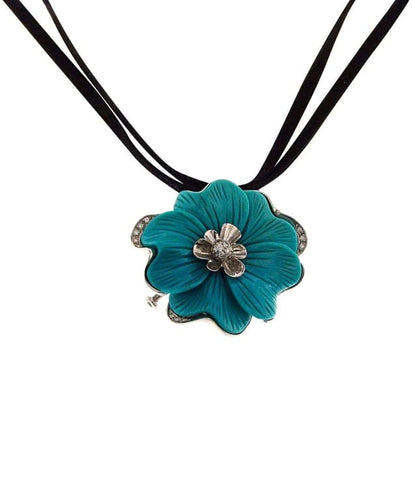 Pendentif Broche-pendentif en or blanc 18 carats, turquoise « Rose » et diamants 58 Facettes HG-200173
