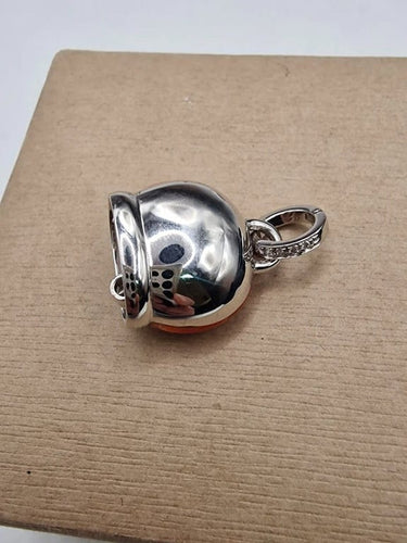 Pendentif Pendentif cloche en or blanc 18 carats avec diamants et corail 58 Facettes