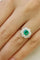 Bague 54 Bague vintage en or blanc 18 carats, émeraude et diamants 58 Facettes