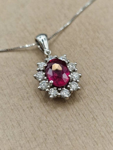 Pendentif Pendentif en or blanc 18 carats avec rubis et diamants 58 Facettes