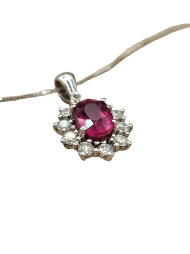 Pendentif Pendentif en or blanc 18 carats avec rubis et diamants 58 Facettes