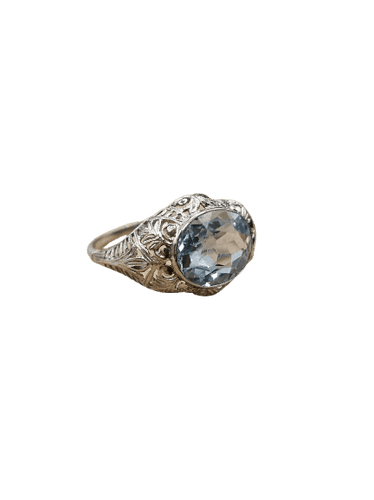 Bague 52 Bague ancienne en or blanc 18 carats et aigue-marine 58 Facettes