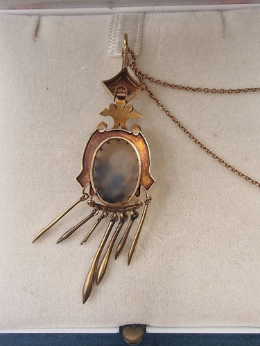 Pendentif Pendentif anglais ancien en or jaune 14 carats avec agate 58 Facettes