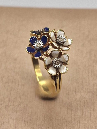 Bague 54 Bague vintage motif bouquet de fleurs en or jaune 18 carats et émail 58 Facettes