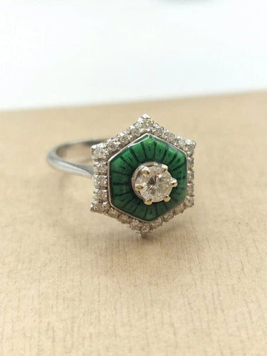 Bague 55 Bague solitaire en or blanc 18 carats avec diamant et émail vert 58 Facettes
