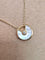 Pendentif Cartier - Pendentif amulette en or jaune 18 carats, nacre et diamant 58 Facettes