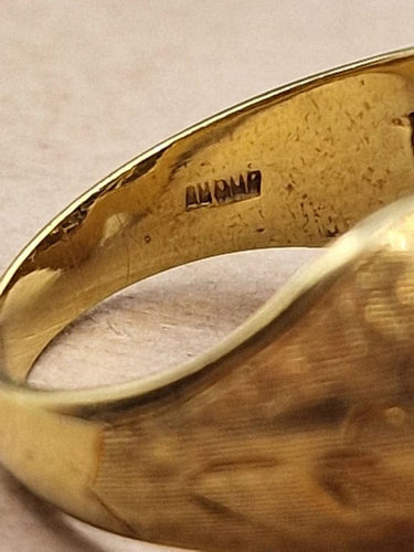 Bague 54 Bague cocktail vintage en or blanc et jaune 18 carats, saphir et diamants 58 Facettes