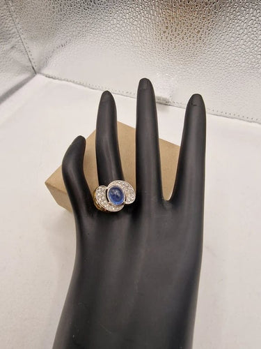 Bague 54 Bague cocktail vintage en or blanc et jaune 18 carats, saphir et diamants 58 Facettes