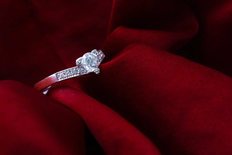 Bague 50 Mauboussin - Bague 3 griffes en or 750 et diamant 0,23 ct 58 Facettes 240312