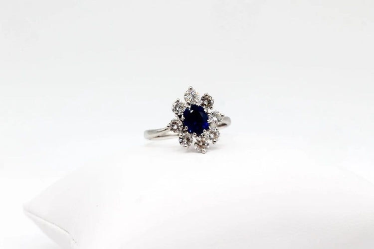 Bague 62 Bague en or blanc 18 carats avec saphir et diamants 58 Facettes 240462