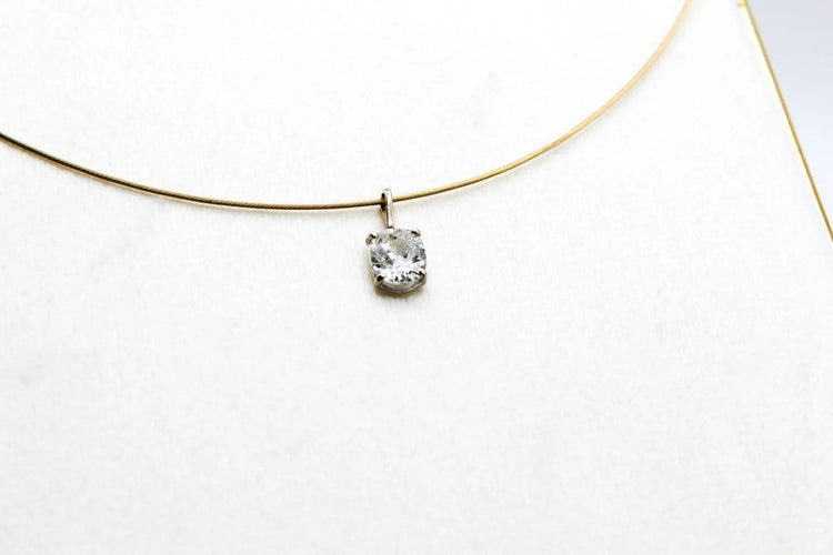 Pendentif Pendentif en or blanc 750 serti d’un diamant taille ancienne 1,20 ct 58 Facettes 250097