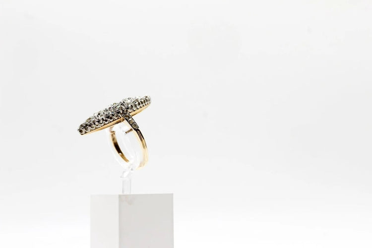 Bague 52 Bague marquise en or jaune 18k et platine à diamants 58 Facettes 240284