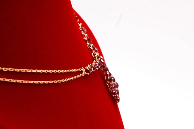 Collier Collier - Cabochons de rubis et diamants en or jaune 750 58 Facettes 240040