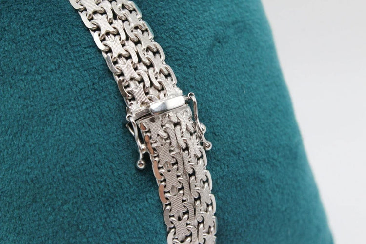 Bracelet Bracelet maille tissée fantaisie en or blanc 58 Facettes 240054
