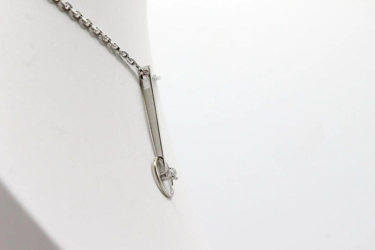 Pendentif Pendentif tige en or blanc 18 carats avec diamant 58 Facettes 240645