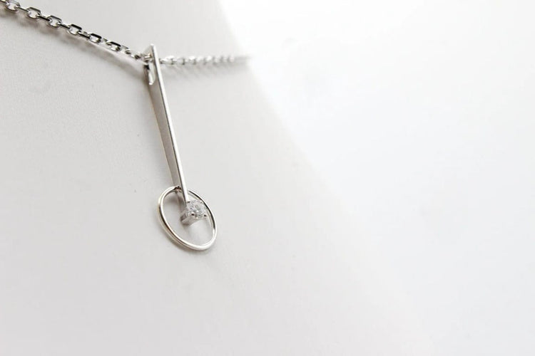 Pendentif Pendentif tige en or blanc 18 carats avec diamant 58 Facettes 240645