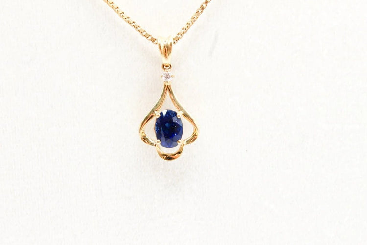 Pendentif EROSE - Pendentif en or jaune 750 serti saphir et diamant 58 Facettes 240663
