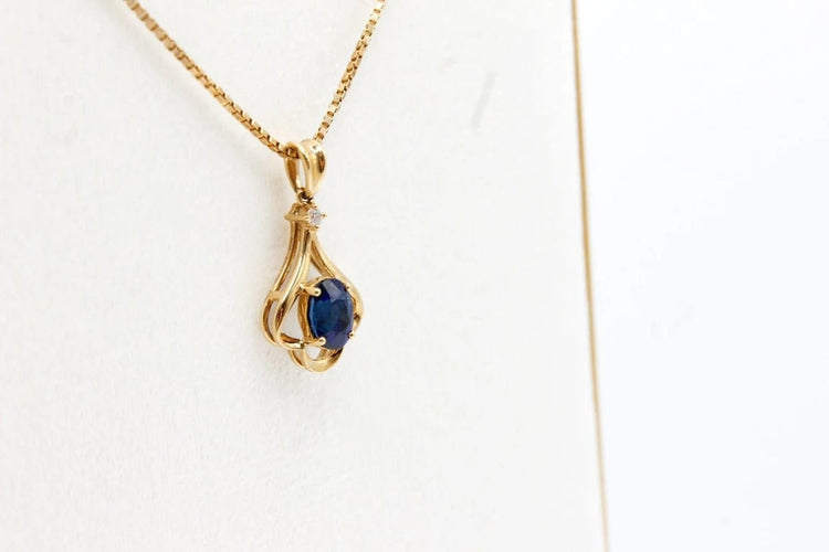 Pendentif EROSE - Pendentif en or jaune 750 serti saphir et diamant 58 Facettes 240663
