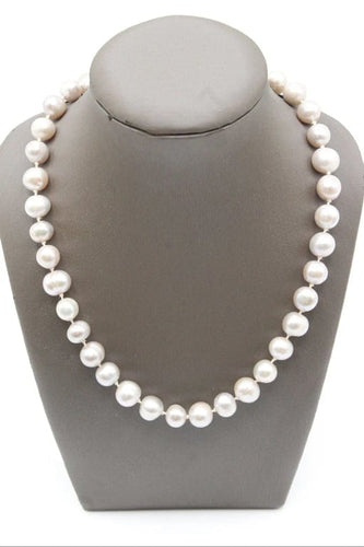 Collier Collier de perles d’eau douce grises en or jaune 750 58 Facettes 240134