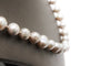 Collier Collier de perles d’eau douce grises en or jaune 750 58 Facettes 240134