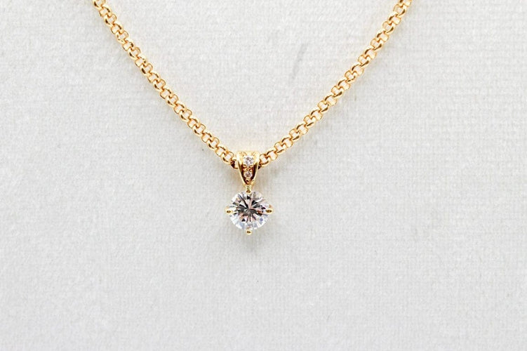 Pendentif Pendentif en or jaune 750/000 et diamants naturels 58 Facettes 240306