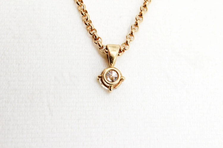 Pendentif Pendentif en or jaune et diamants naturels 58 Facettes 240306