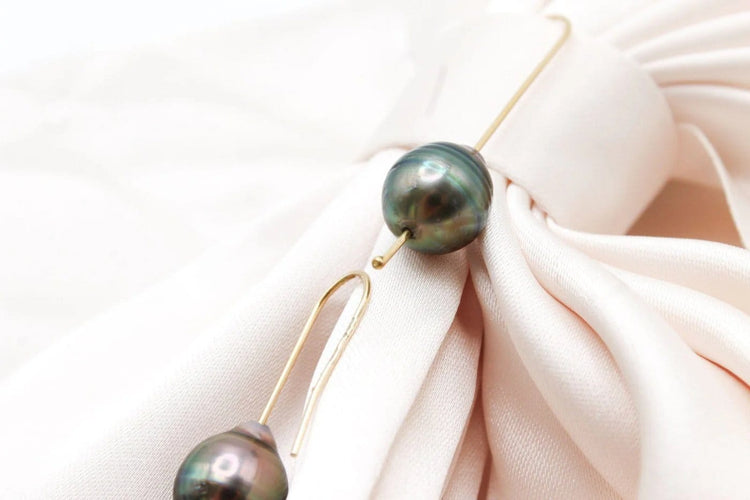 Boucles d'oreilles Boucles d'oreilles en or jaune et perles de Tahiti 58 Facettes 250193