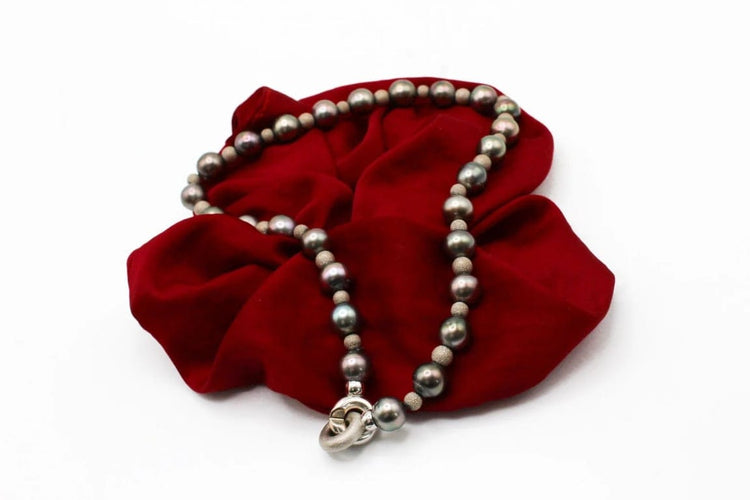 Collier Collier en perles de Tahiti en or blanc 750 58 Facettes 240132