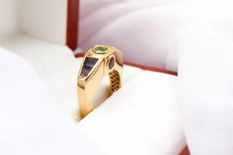 Bague 53 Premiers Joyaux - Bague motif carré en or jaune et pierres fines 58 Facettes 250199