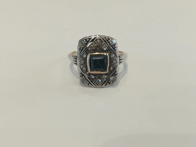 Bague 55 Bague ancienne en or jaune et blanc, saphir et diamants 58 Facettes