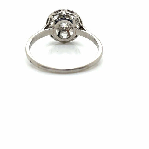 Bague 57 Bague Marguerite ancienne en platine et diamants 58 Facettes