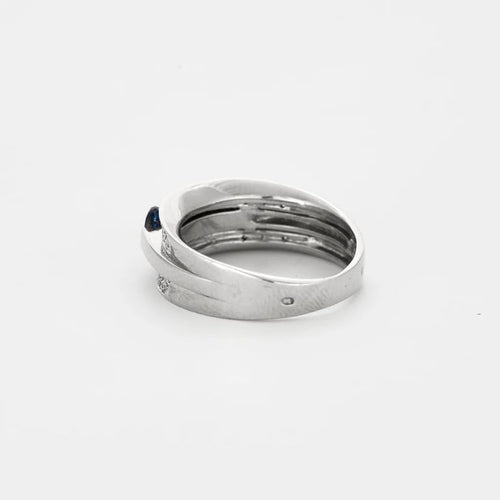 Bague 54 Bague jonc - Or blanc 750, saphirs et diamants 58 Facettes