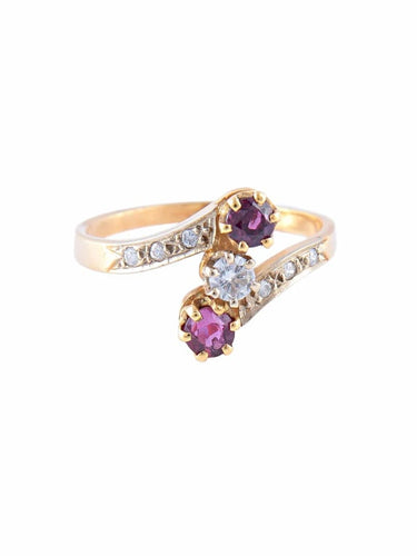 Bague 51 Bague trilogie rubis et diamants en or jaune 750 58 Facettes