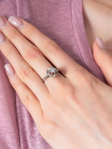 Bague 53 Solitaire rétro - Bague en or blanc 750 sertie d’un diamant 0,10 ct 58 Facettes