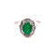 Bague 56 Bague marguerite en or blanc avec émeraude et diamants 58 Facettes