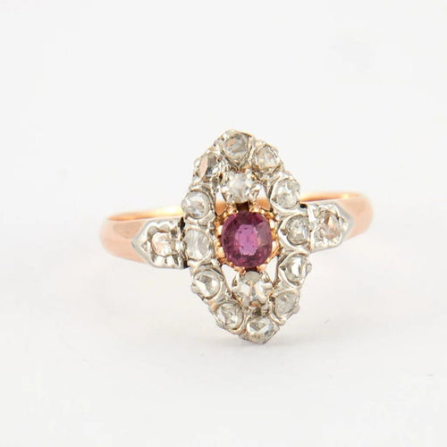 Bague 55 Bague ancienne rubis et diamants en or jaune 18 carats 58 Facettes