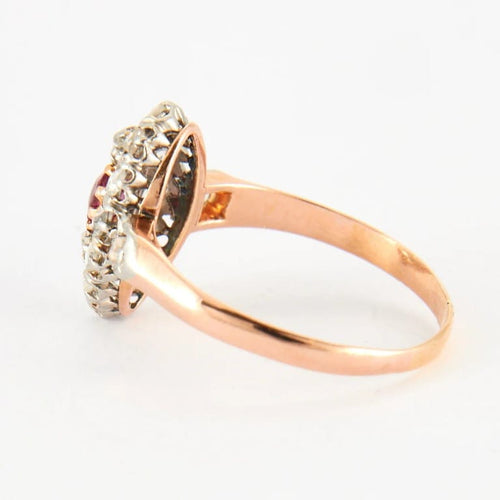 Bague 55 Bague ancienne rubis et diamants en or jaune 18 carats 58 Facettes
