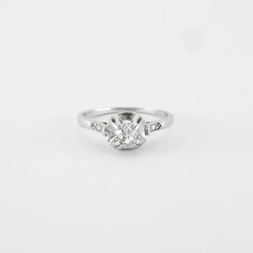 Bague 54 Bague solitaire en or blanc et diamants 58 Facettes