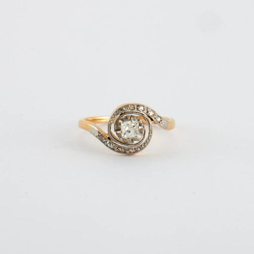 Bague 53 Bague Tourbillon en or jaune et blanc 750 sertie de diamants 58 Facettes