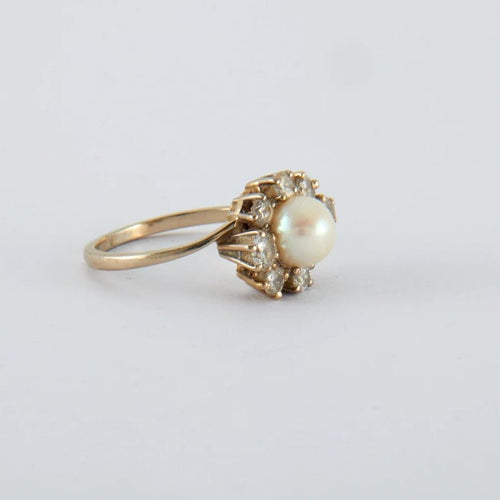 Bague 57 Bague tourbillon vintage en or blanc 750, perle Akoya et diamants 58 Facettes