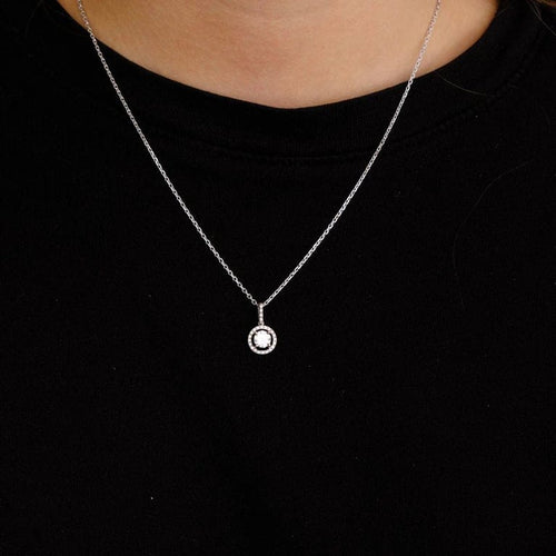 Collier Pendentif sur chaîne en or blanc 18 carats et diamants 58 Facettes