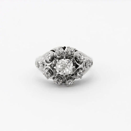 Bague 55 Bague dôme en or blanc 750 sertie de diamants 58 Facettes