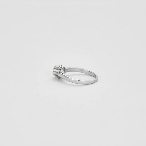 Bague 49 Bague solitaire en or blanc 18K avec diamant 0,18 ct 58 Facettes