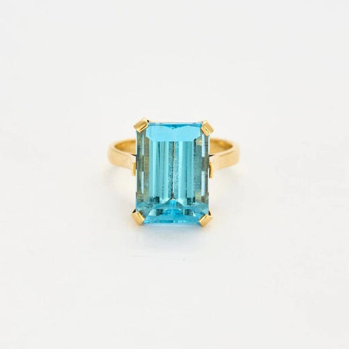 Bague 53.5 Bague topaze bleue taille émeraude en or jaune 18 ct 58 Facettes